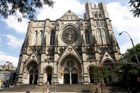 Cathedral of john the divine - Here, we turn out attention to a building that was left unfinished. The Cathedral of Saint John the Divine one of the largest churches in the world, is an incomplete masterpiece.